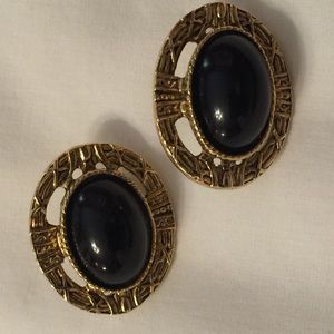 Vintage Black Stone Pierced Earrings